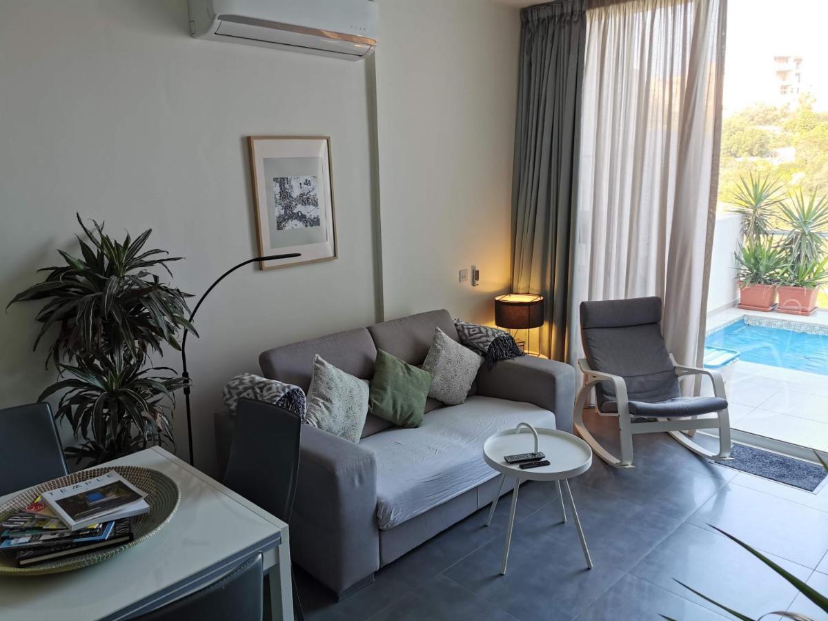 Duplex Maisonette With Heated P-Pool And Jacuzzi Saint Julian's Eksteriør billede